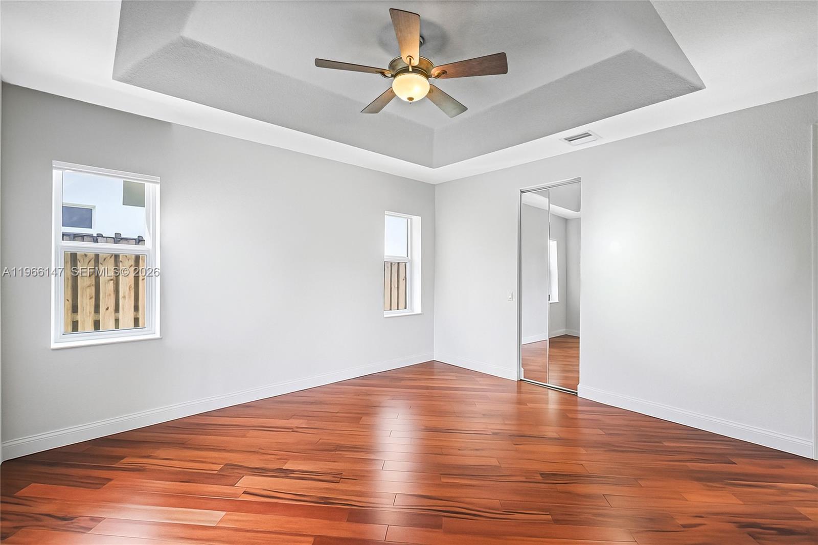 1282 Grant Ct Hollywood, FL 33019