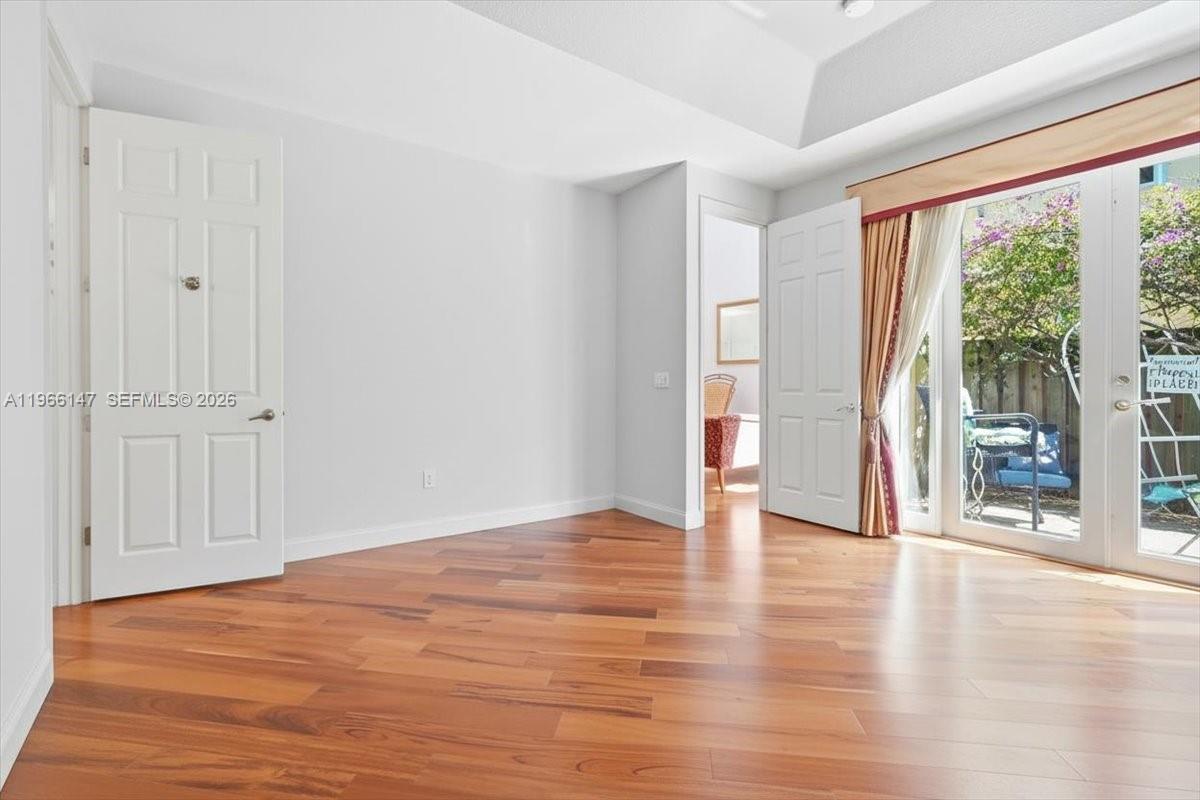 1282 Grant Ct Hollywood, FL 33019