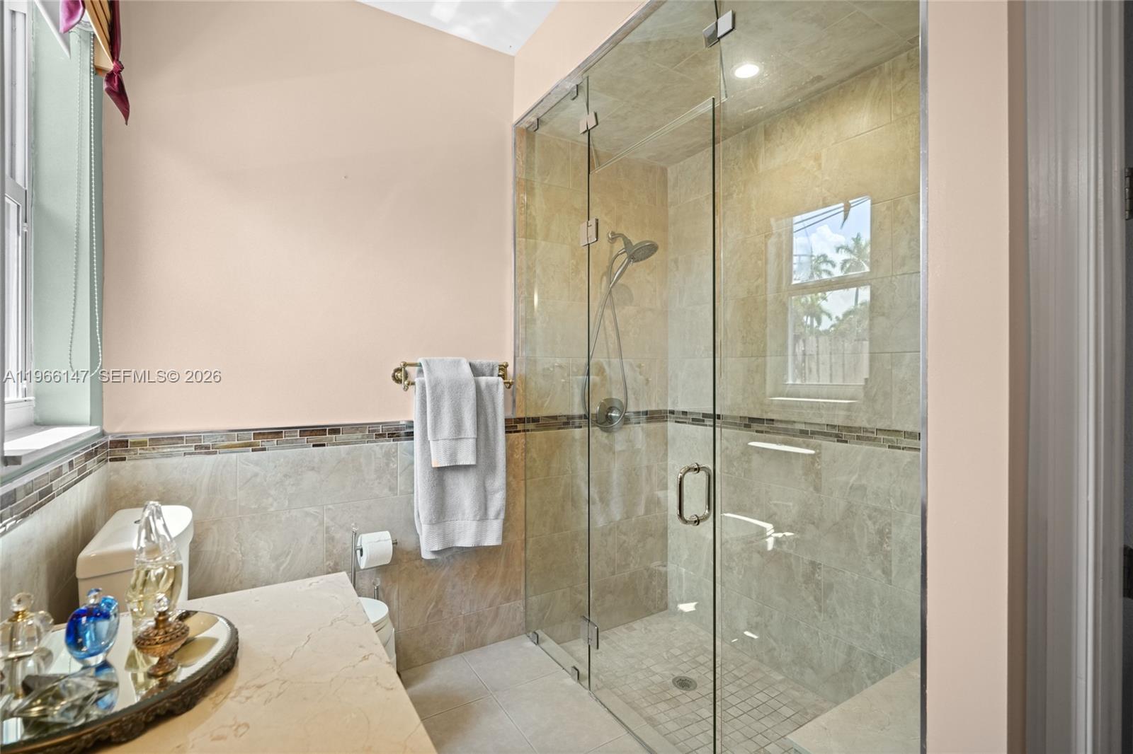 1282 Grant Ct Hollywood, FL 33019