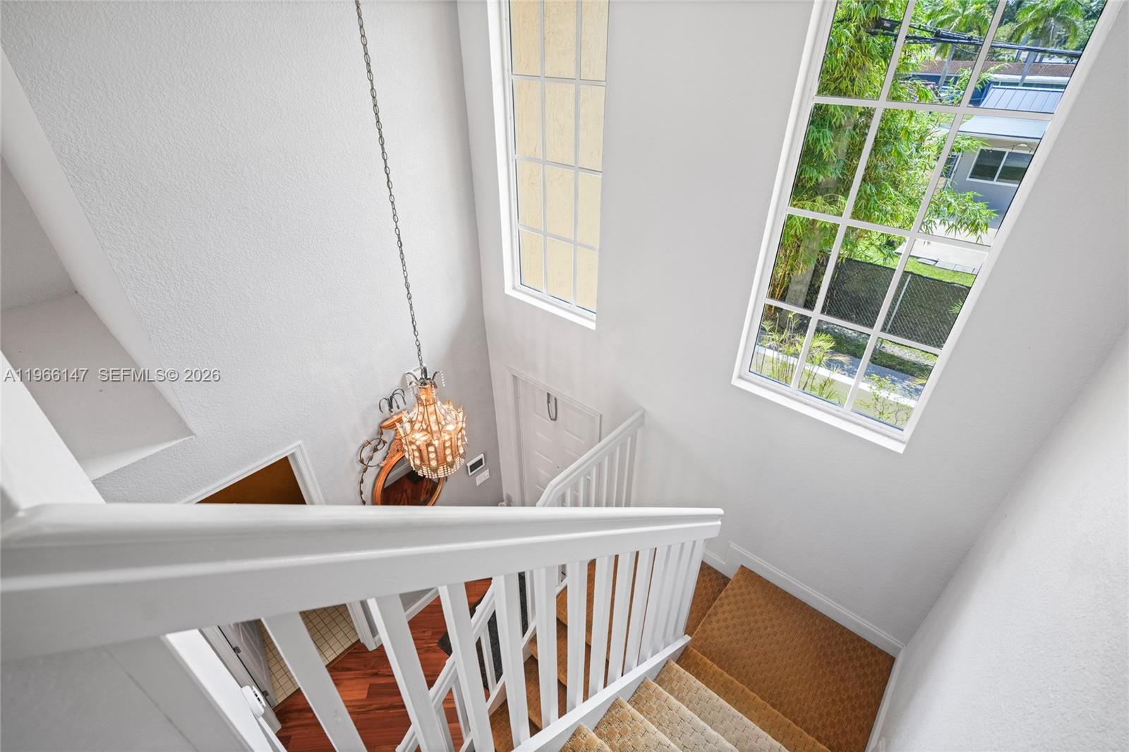 1282 Grant Ct Hollywood, FL 33019