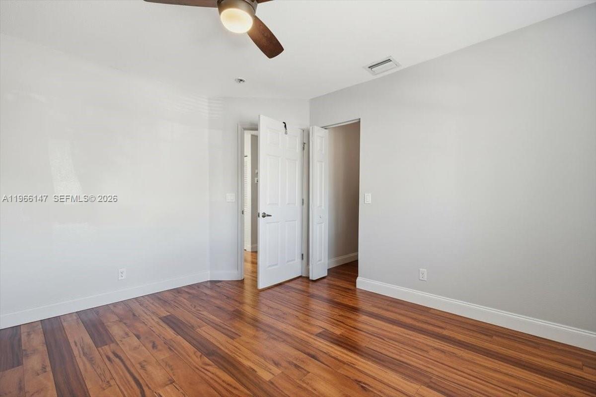 1282 Grant Ct Hollywood, FL 33019