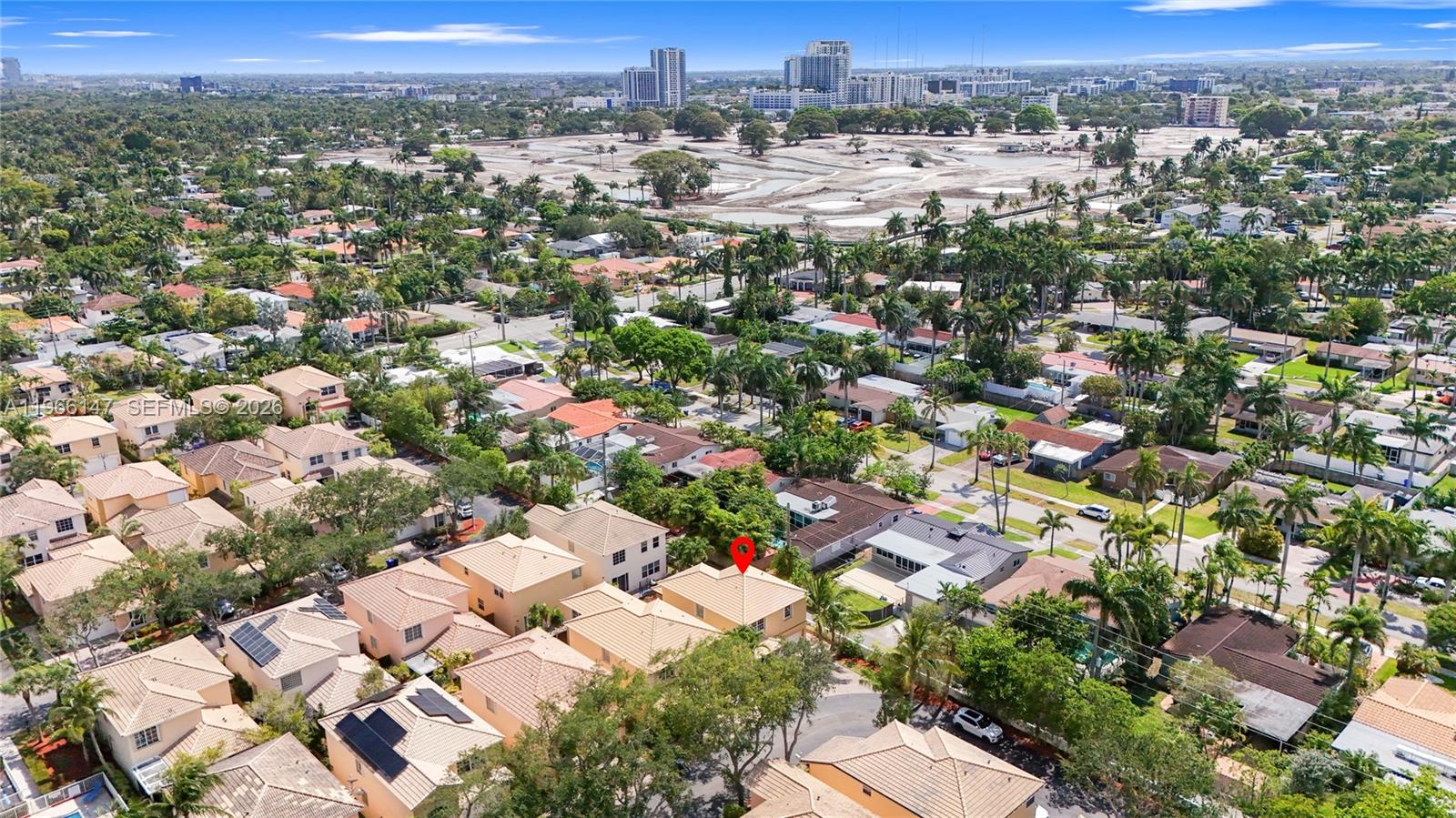 1282 Grant Ct Hollywood, FL 33019