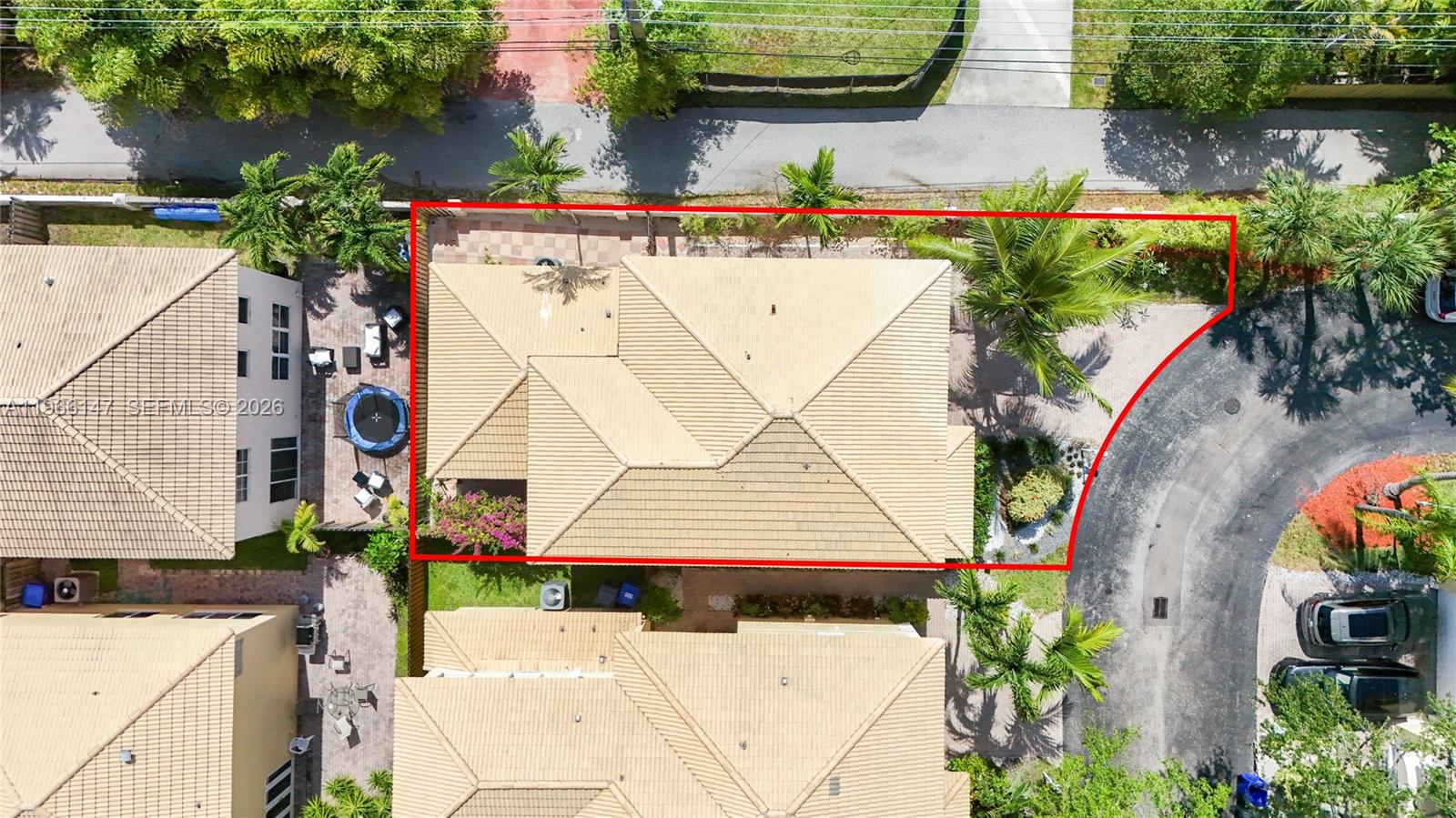 1282 Grant Ct Hollywood, FL 33019