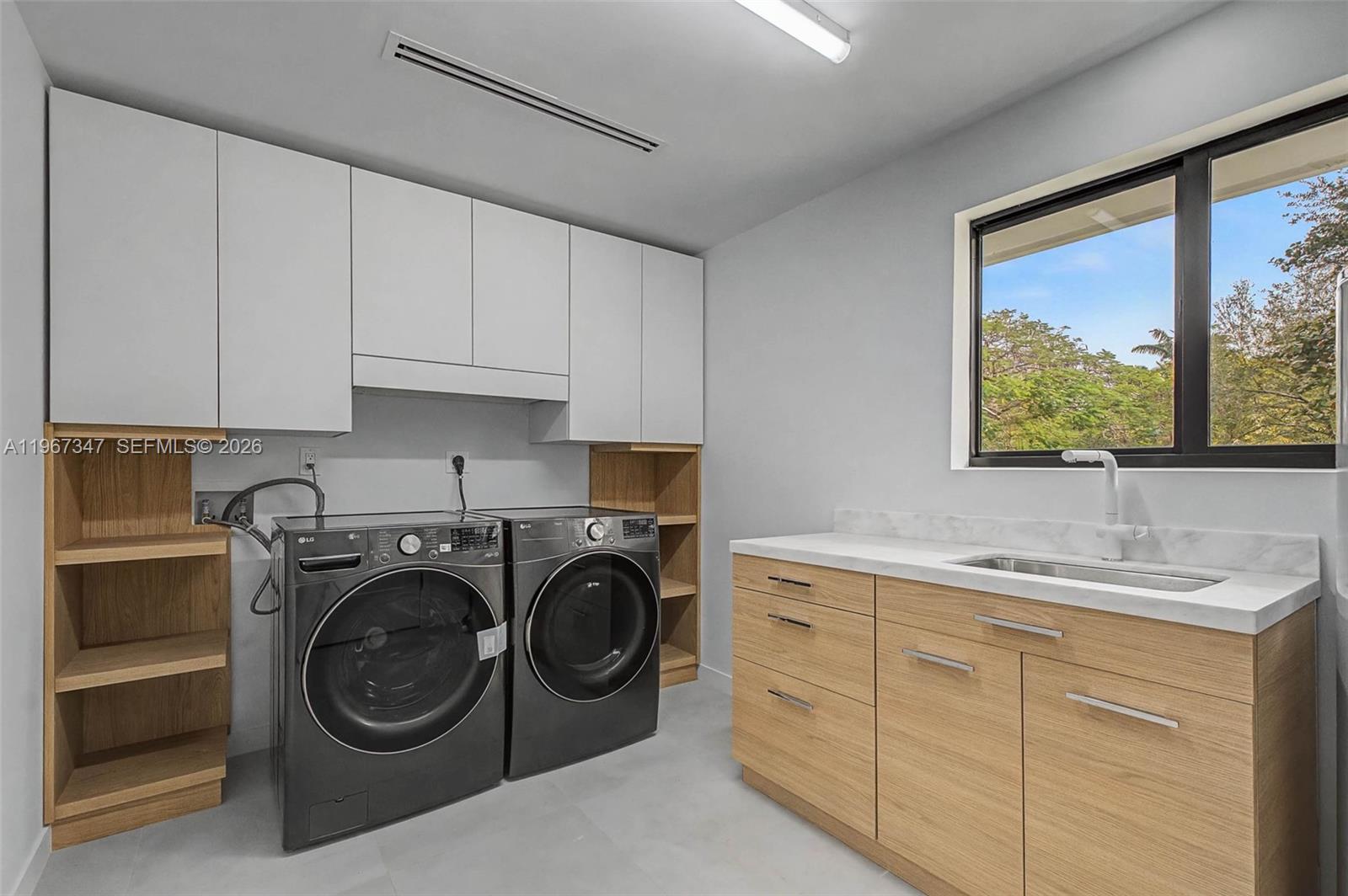 12940 SW 73rd Ave Pinecrest, FL 33156