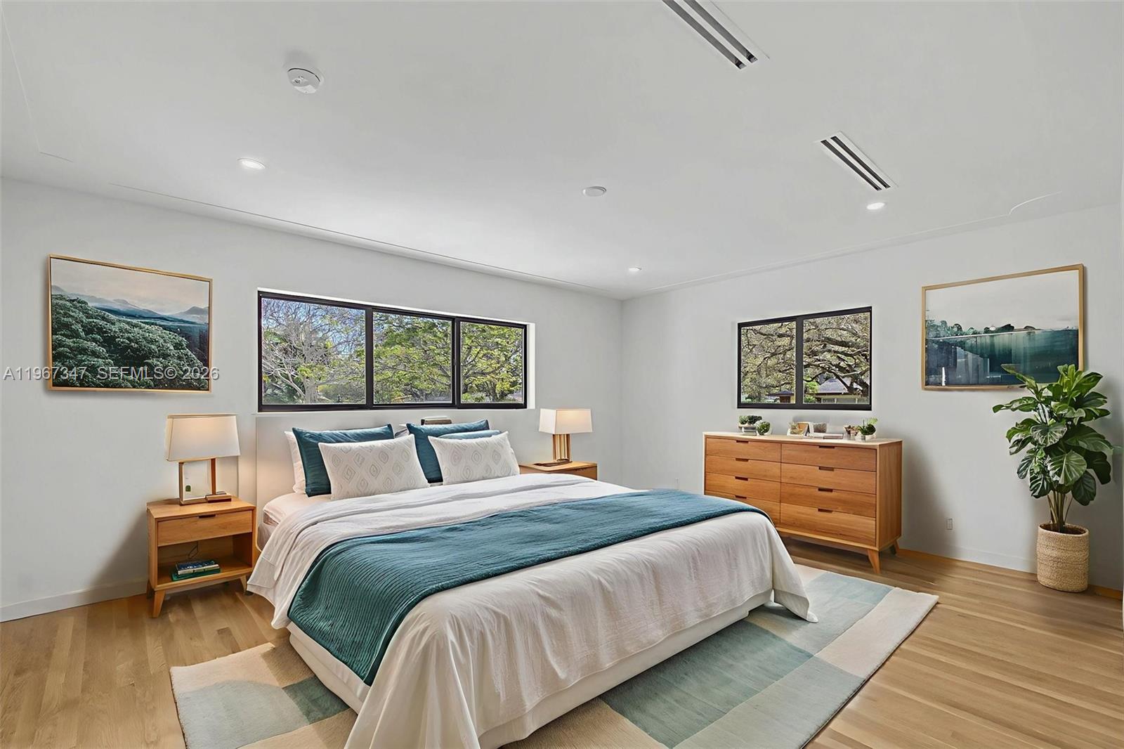 12940 SW 73rd Ave Pinecrest, FL 33156