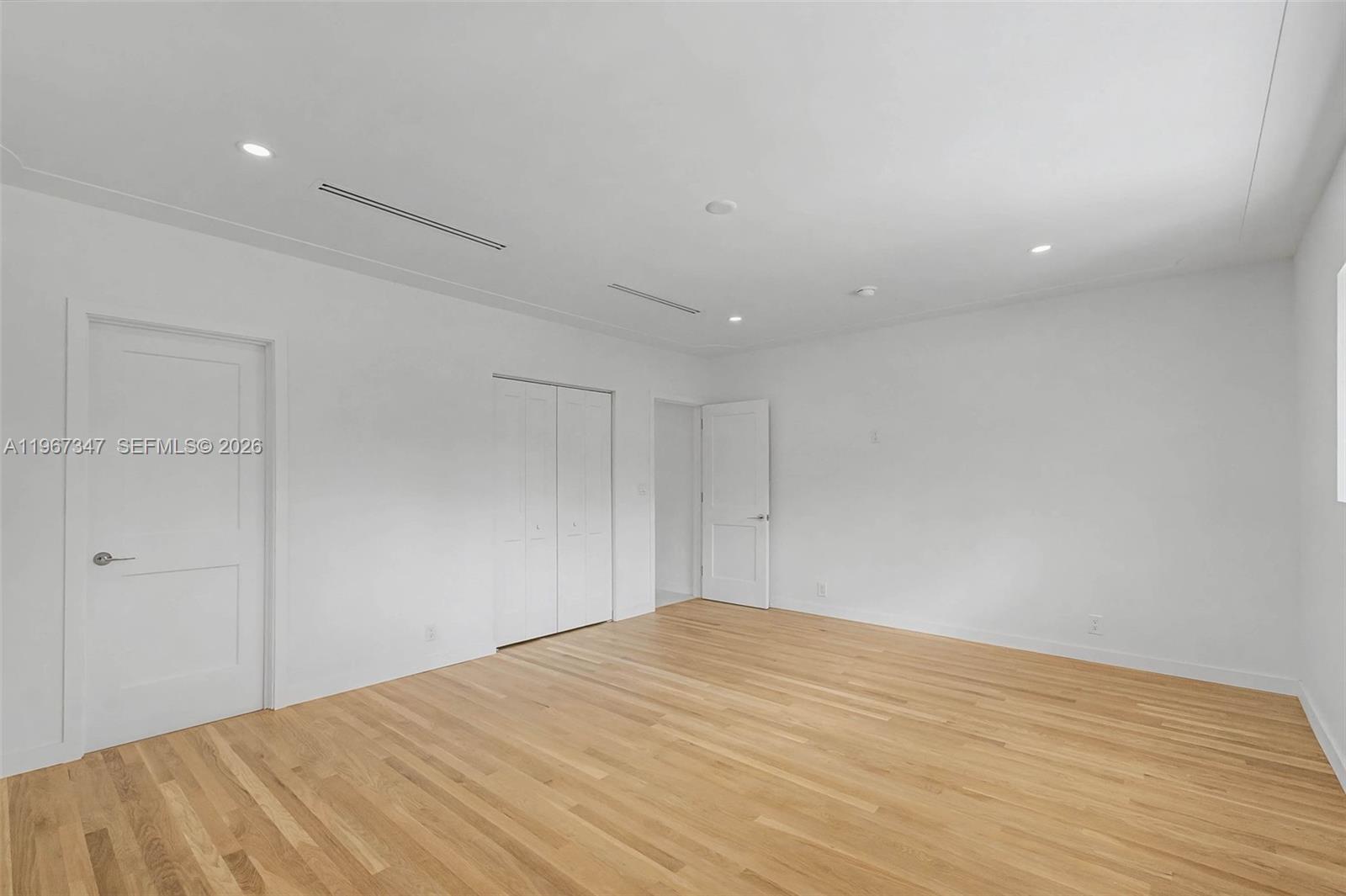 12940 SW 73rd Ave Pinecrest, FL 33156