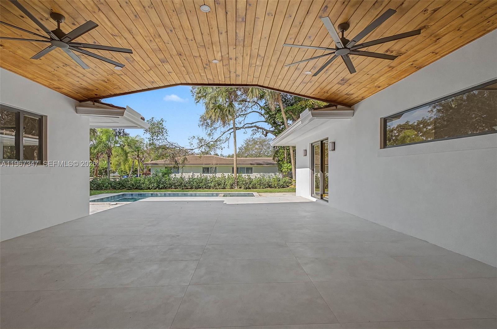 12940 SW 73rd Ave Pinecrest, FL 33156