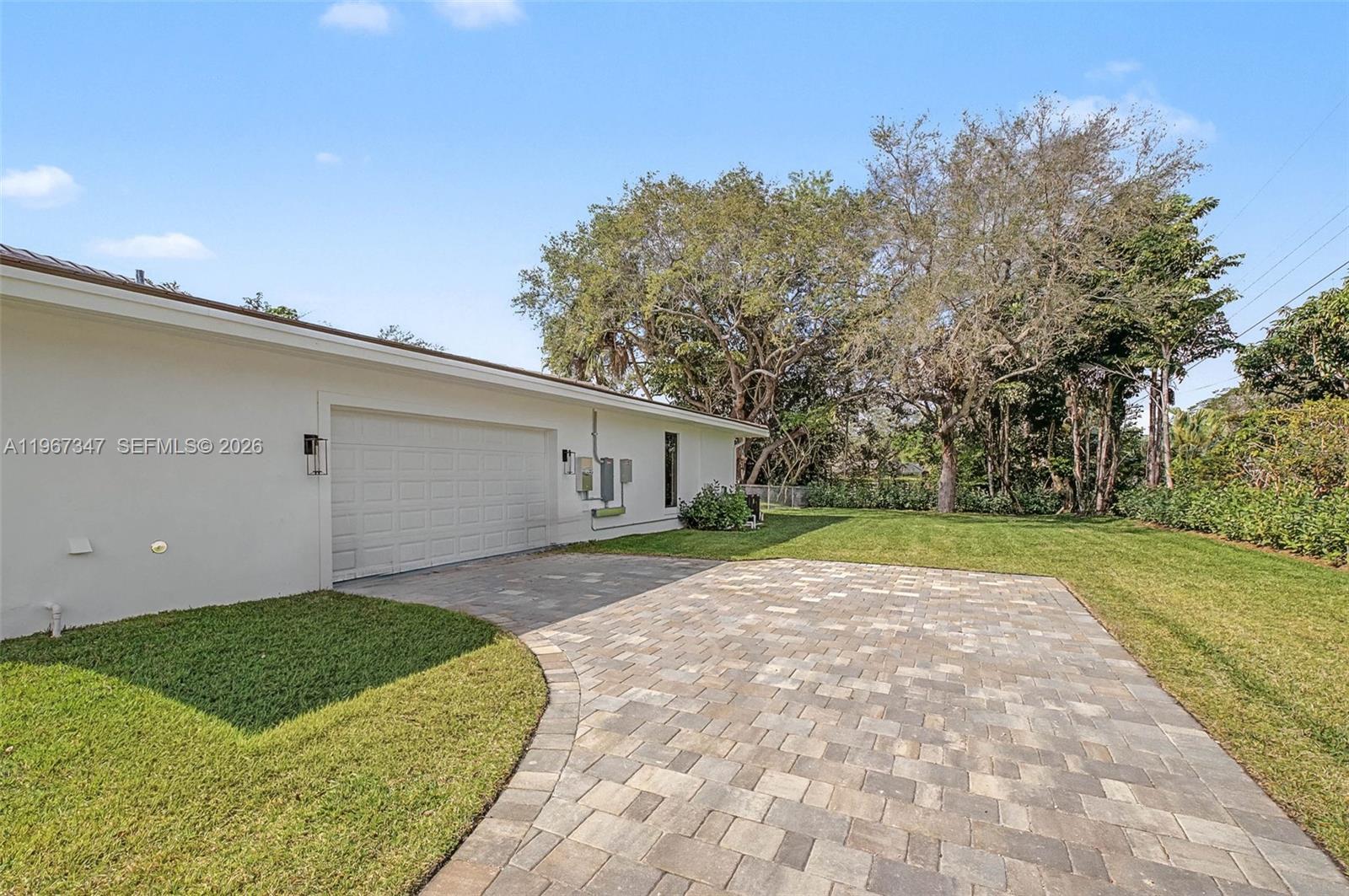 12940 SW 73rd Ave Pinecrest, FL 33156