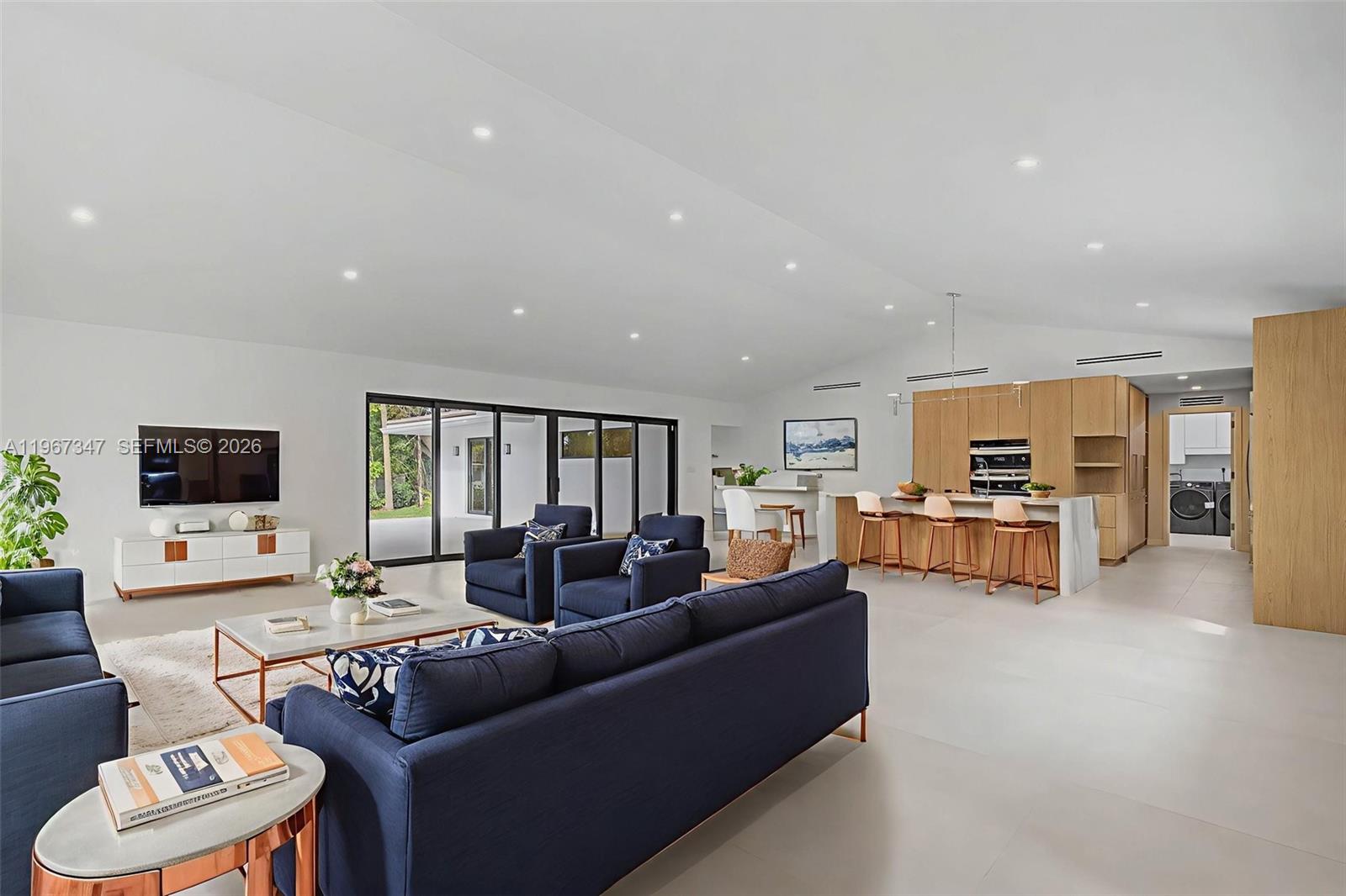 12940 SW 73rd Ave Pinecrest, FL 33156