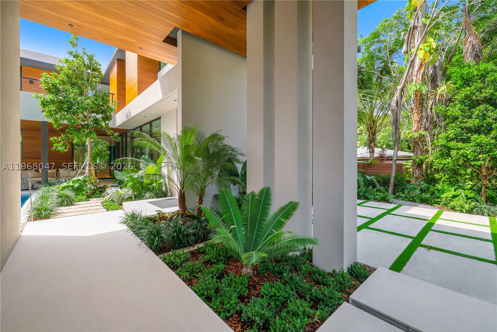 2497 Abaco Ave Miami, FL 33133