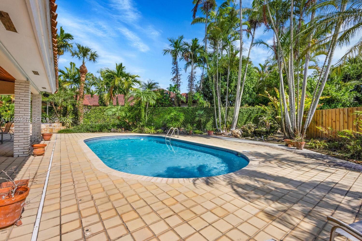 8840 SW 102nd Ter Miami, FL 33176