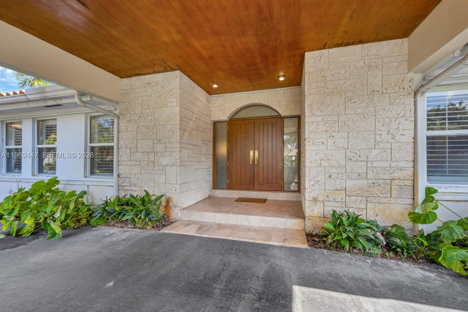 8840 SW 102nd Ter Miami, FL 33176