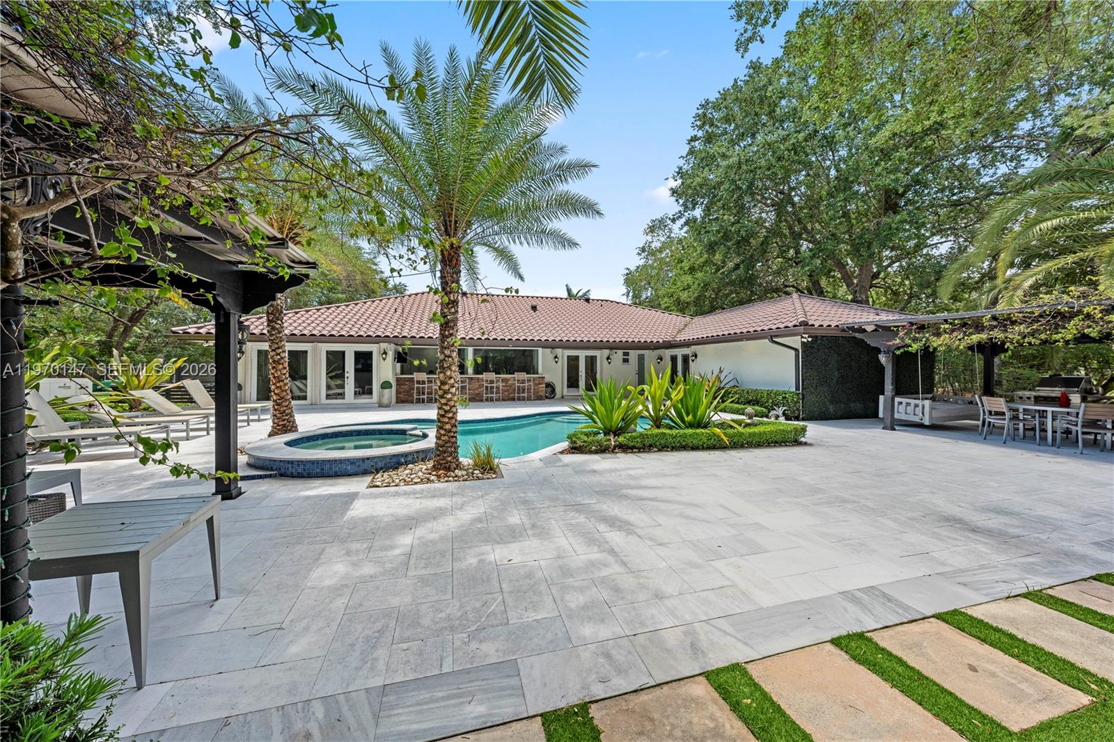 8801 SW 124th St Miami, FL 33176