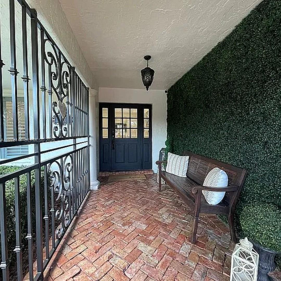 8801 SW 124th St Miami, FL 33176