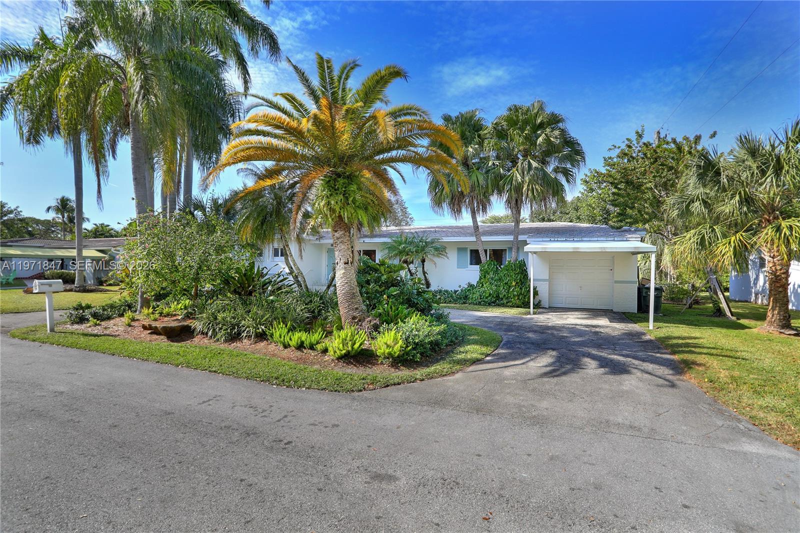 8300 SW 61st Ave South Miami, FL 33143