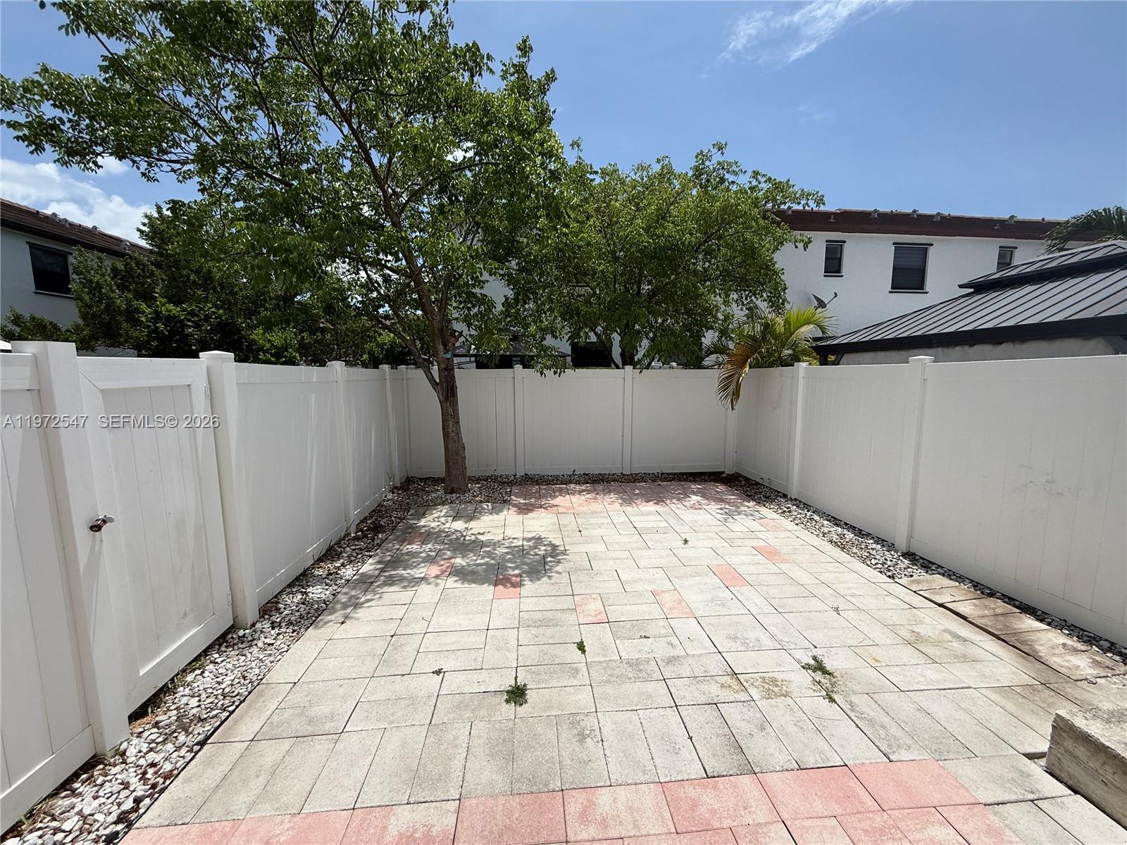 10623 W 33rd Ct #10623 Hialeah, FL 33018