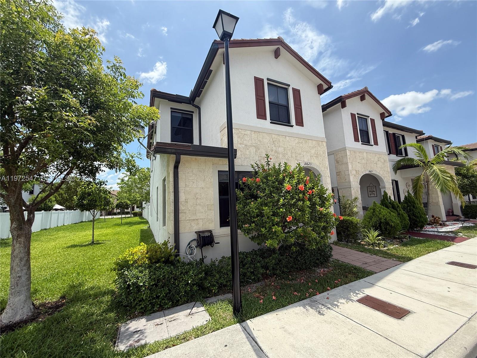 10623 W 33rd Ct #10623 Hialeah, FL 33018