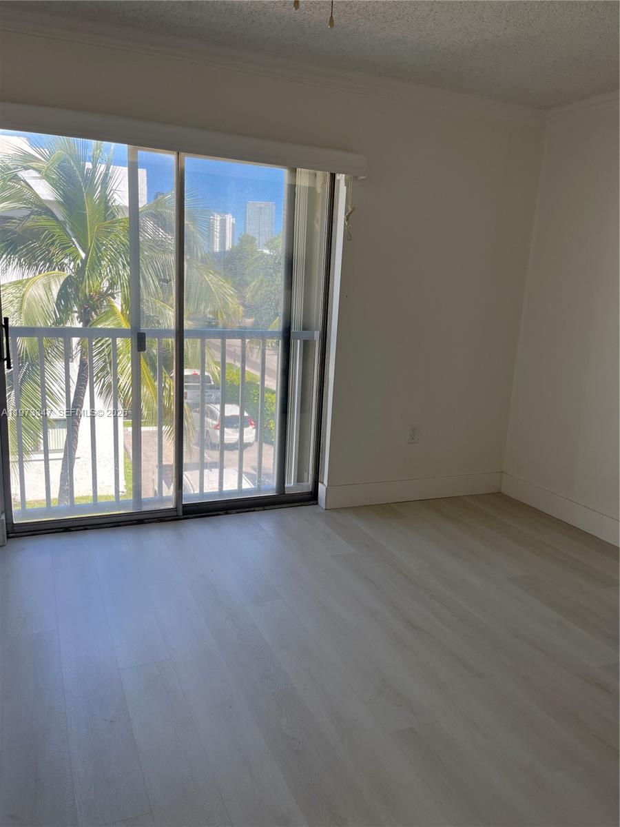 17051 NE 35th Ave #202 North Miami Beach, FL 33160