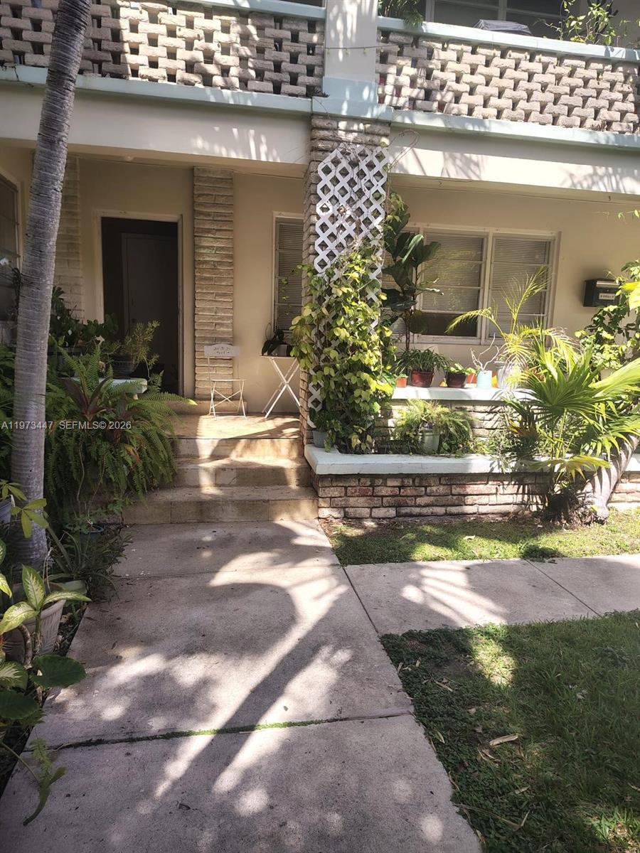 7921 West Dr #2 North Bay Village, FL 33141