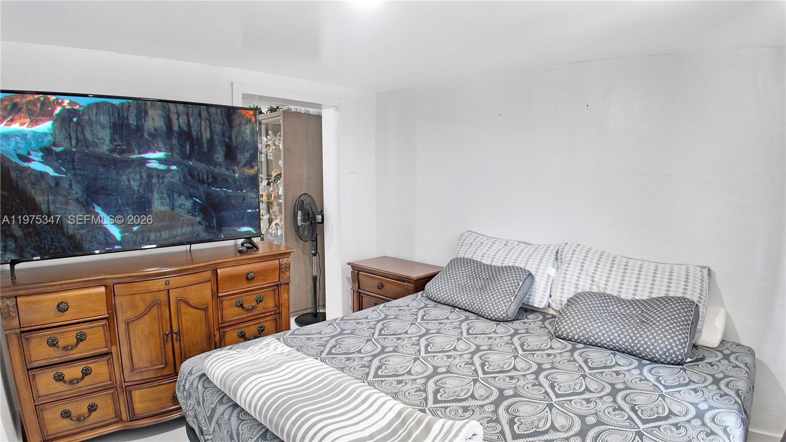 1461 E 7th Ct Hialeah, FL 33010