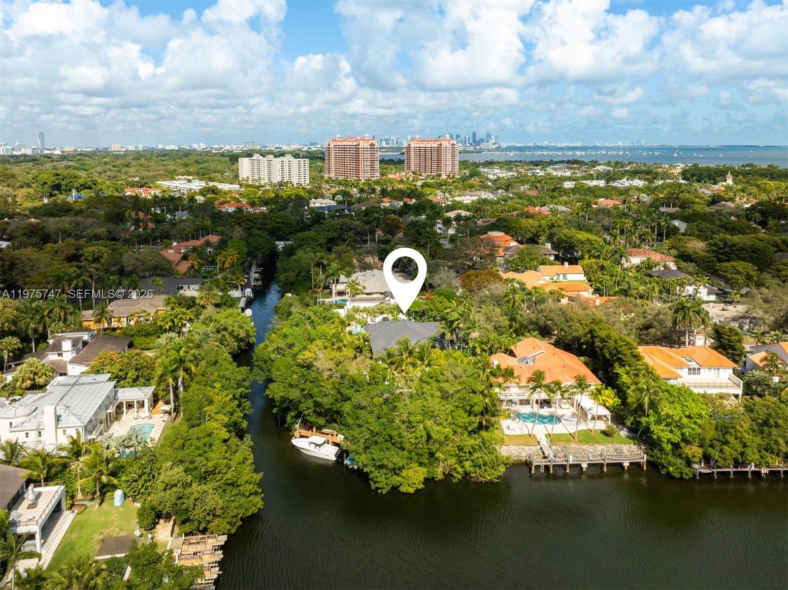 7150 W Lago Dr Coral Gables, FL 33143