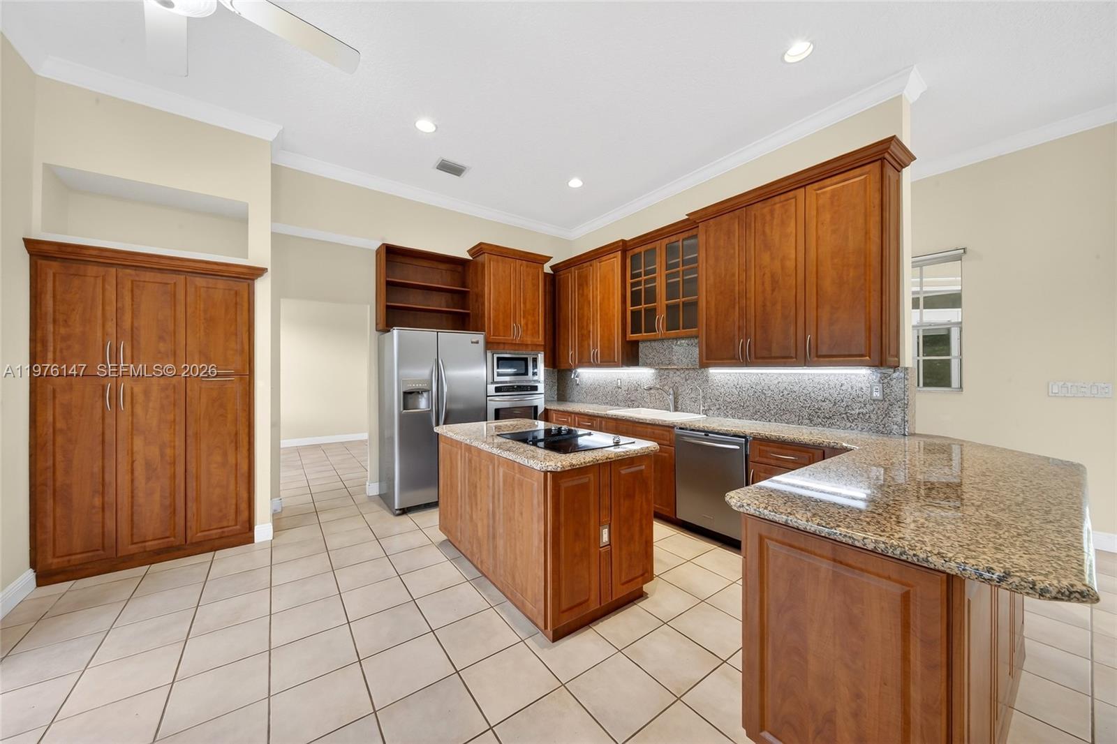 14040 SW 83rd Ct Palmetto Bay, FL 33158