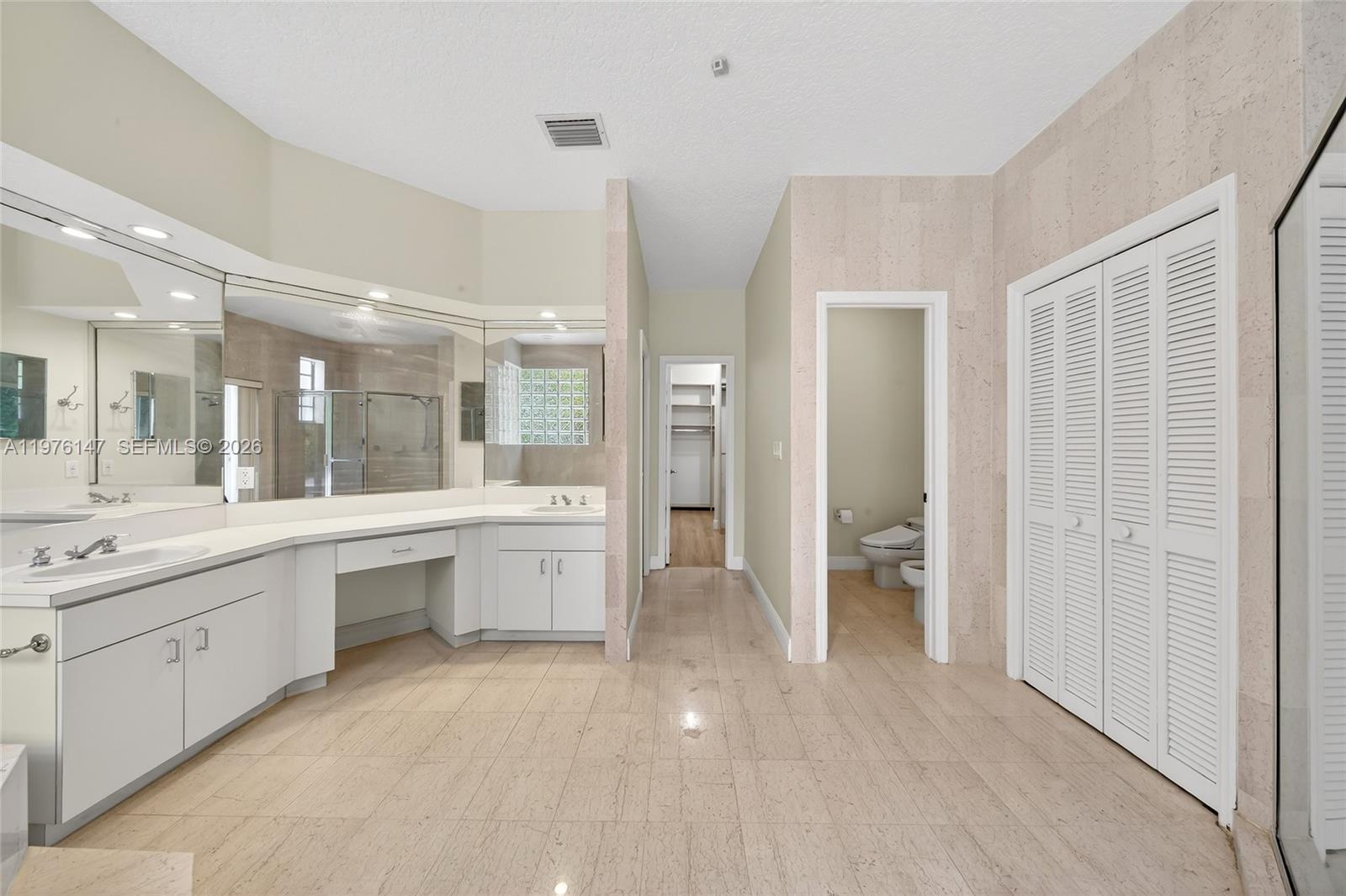 14040 SW 83rd Ct Palmetto Bay, FL 33158