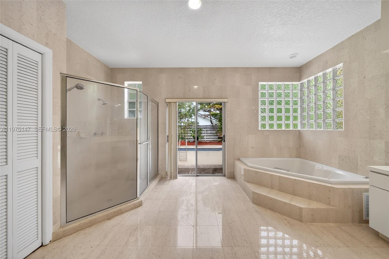 14040 SW 83rd Ct Palmetto Bay, FL 33158