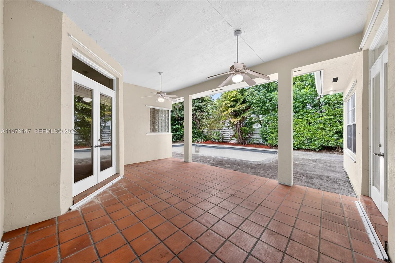 14040 SW 83rd Ct Palmetto Bay, FL 33158