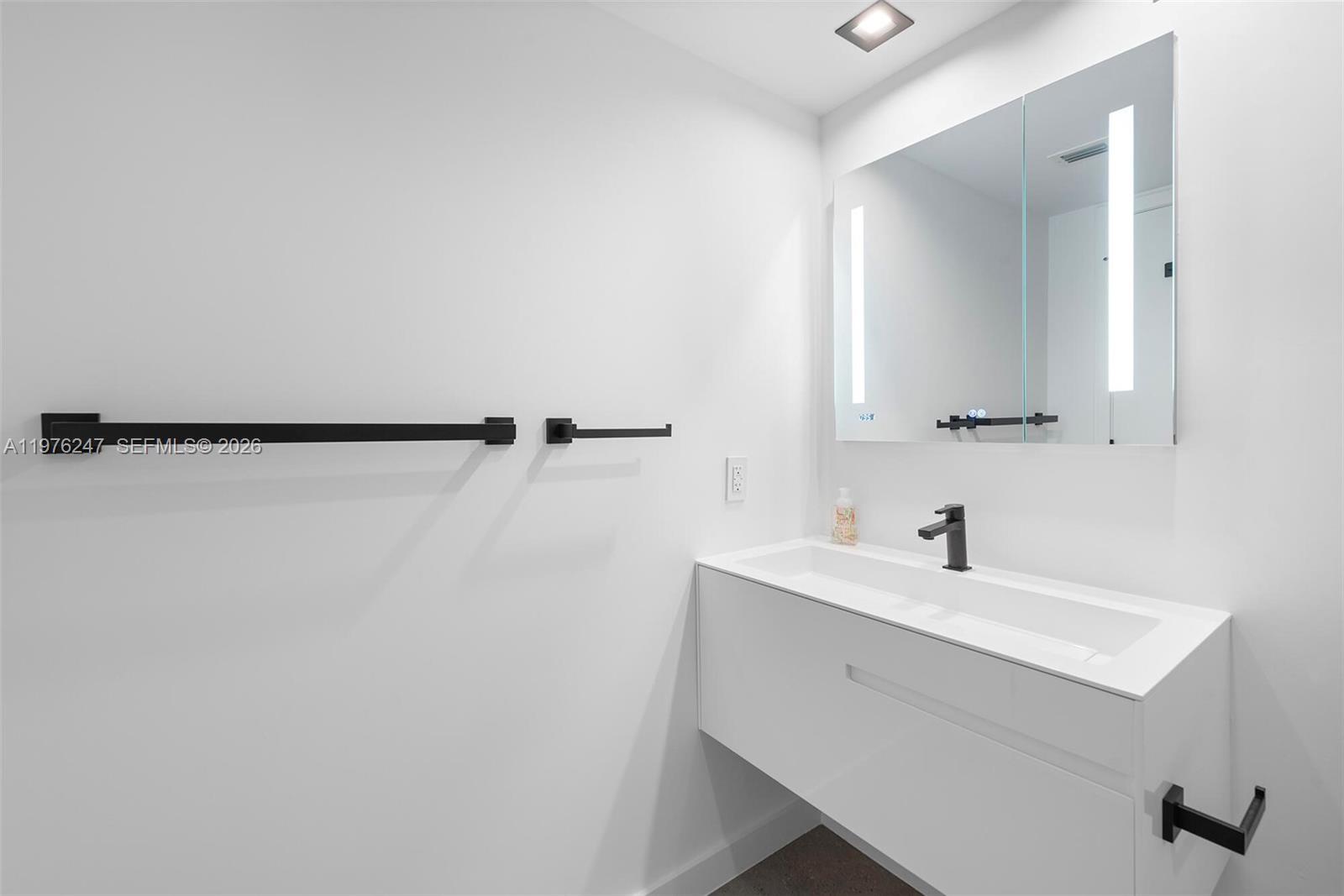 image South Pointe Towers15