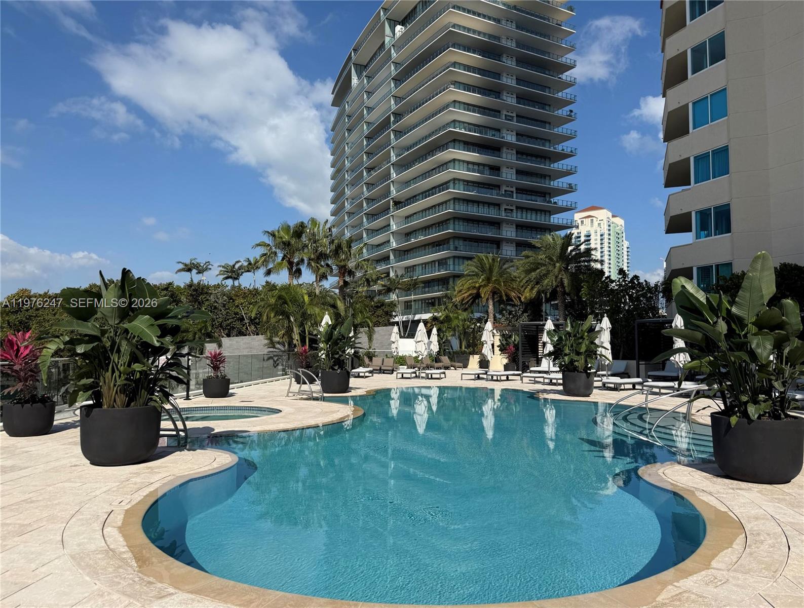 image South Pointe Towers21