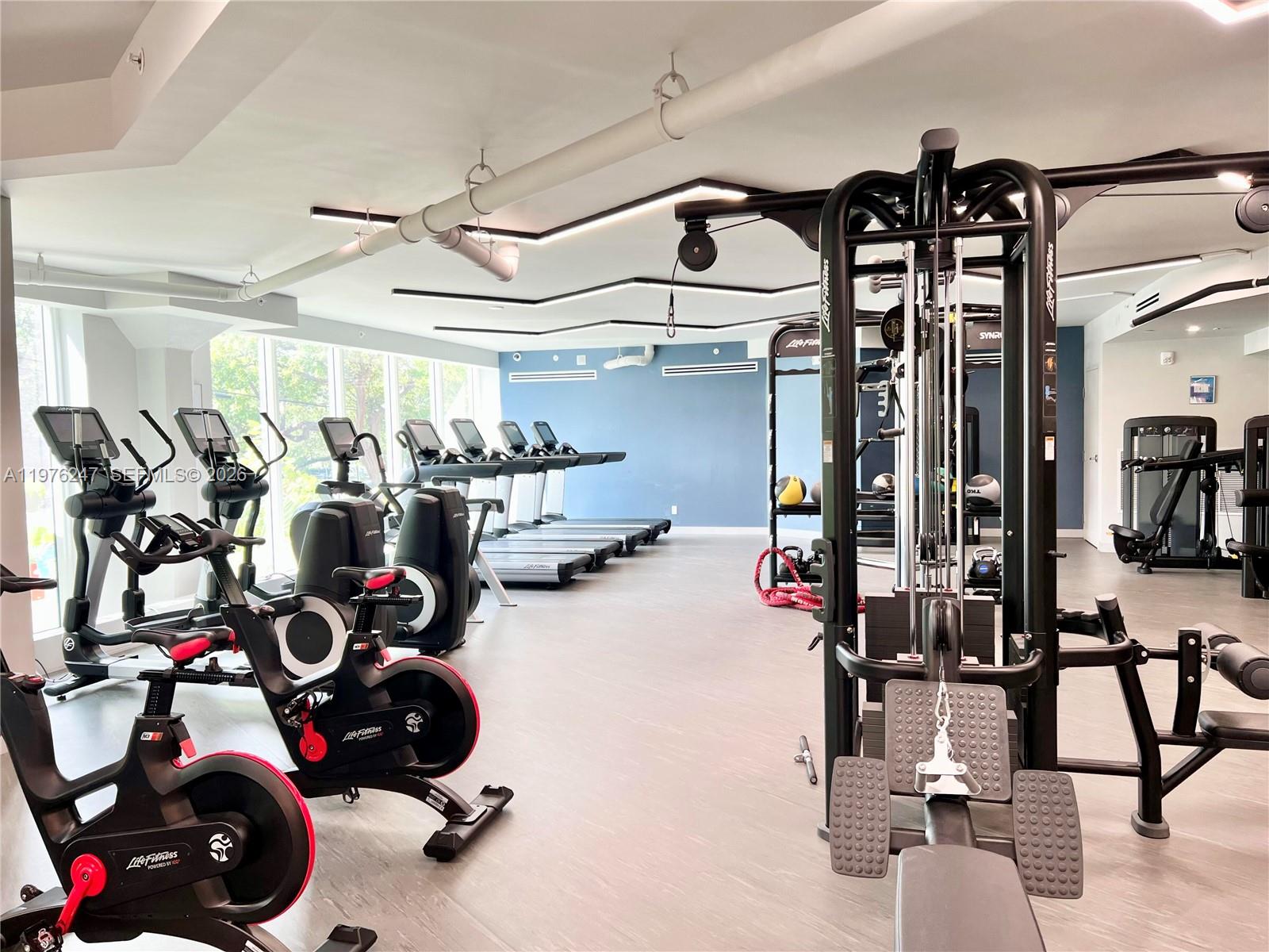 image South Pointe Towers33