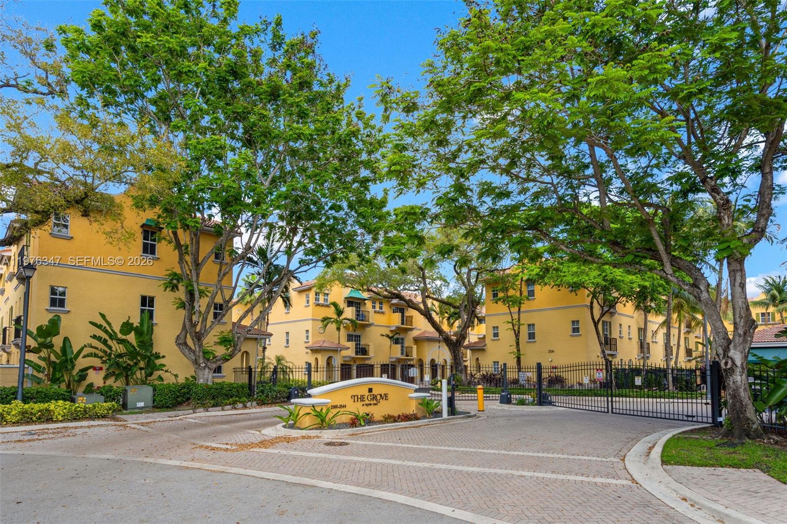 2540 SW 14th Ave #206