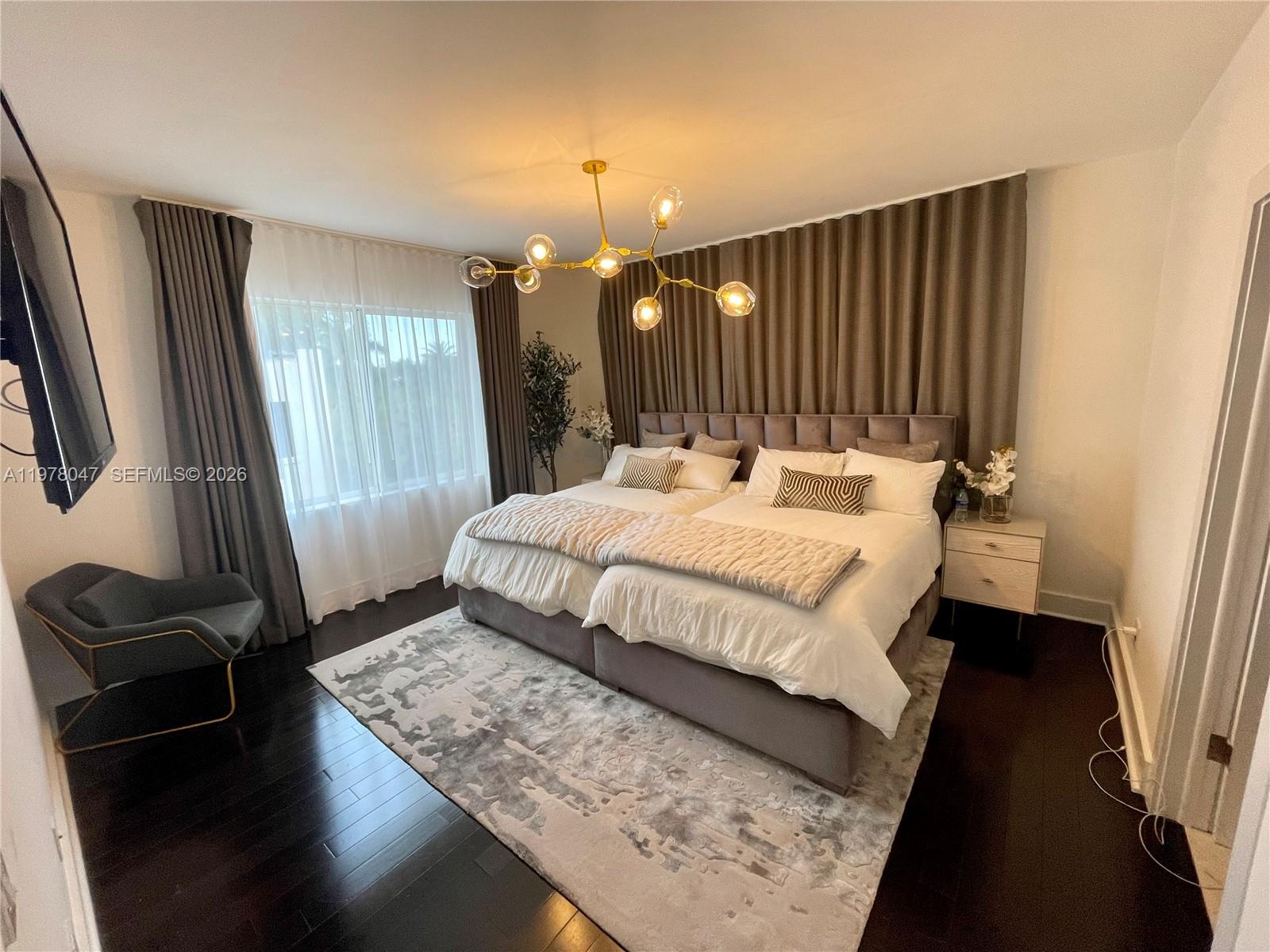 3483 Chase Ave Miami Beach, FL 33140