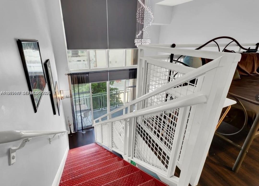 244 NE Biscayne Blvd #440 Miami, FL 33132