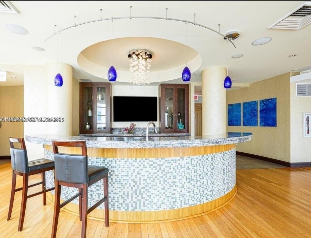 244 NE Biscayne Blvd #440 Miami, FL 33132