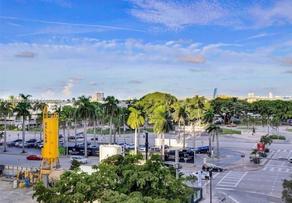 244 NE Biscayne Blvd #440 Miami, FL 33132