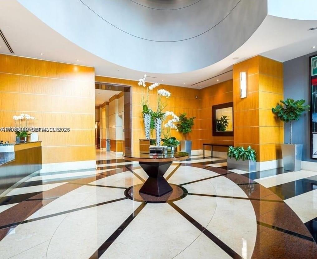 244 NE Biscayne Blvd #440 Miami, FL 33132