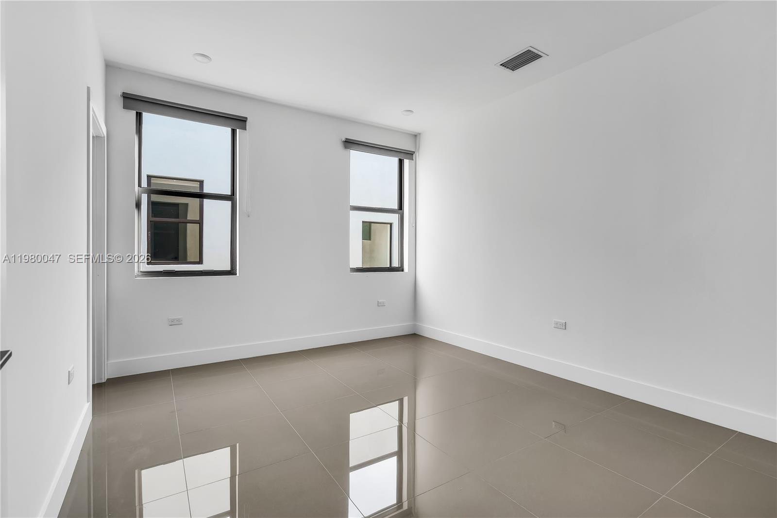 225 NW 40th Ct Miami, FL 33126