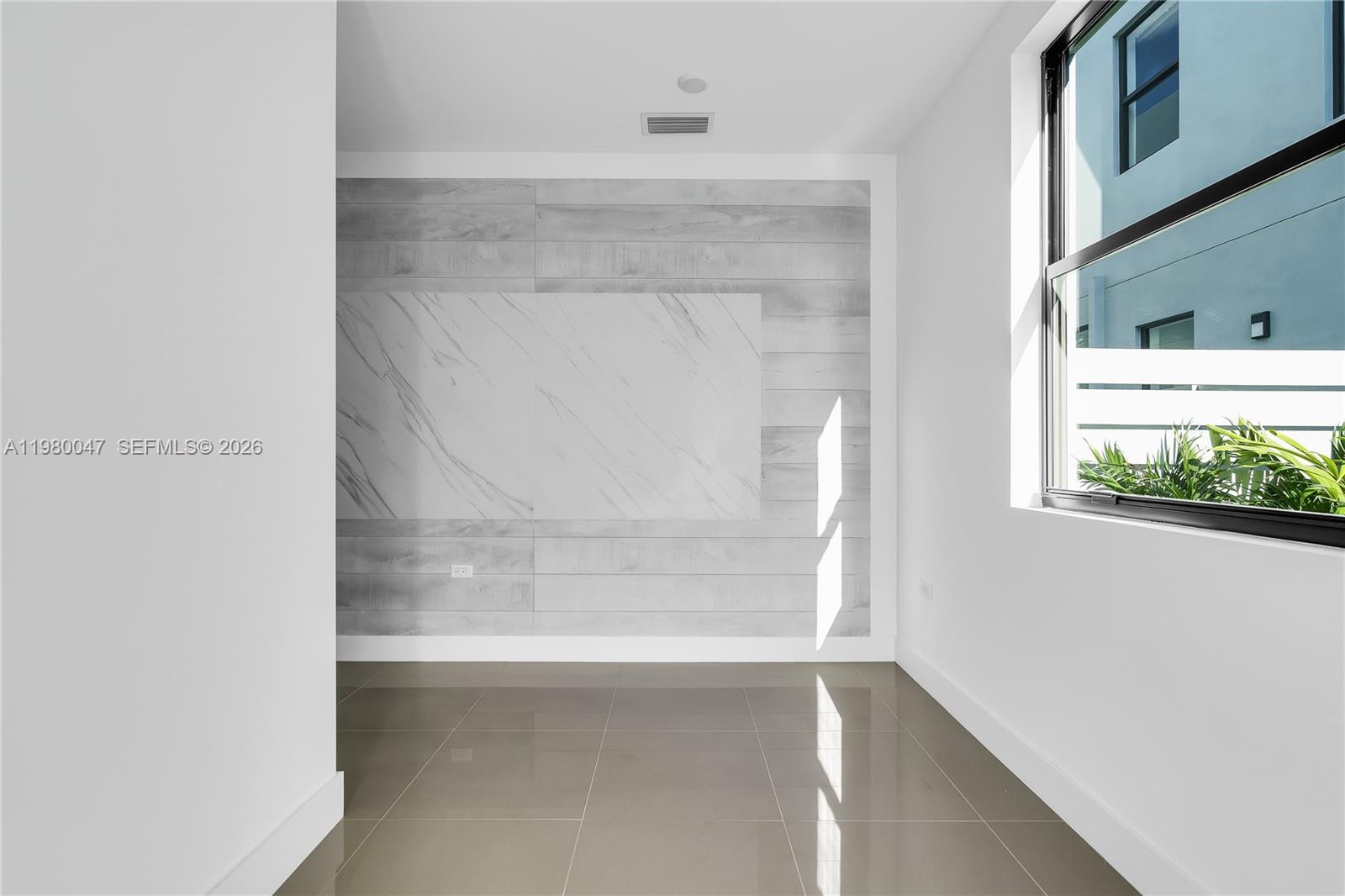 225 NW 40th Ct Miami, FL 33126