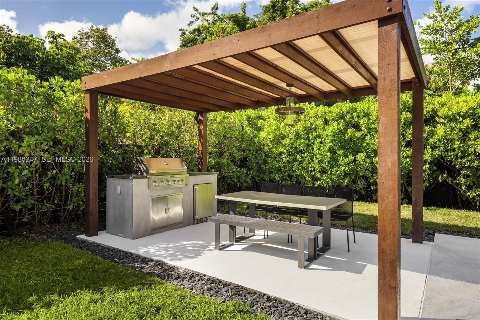 6609 SW 62nd Ter South Miami, FL 33143