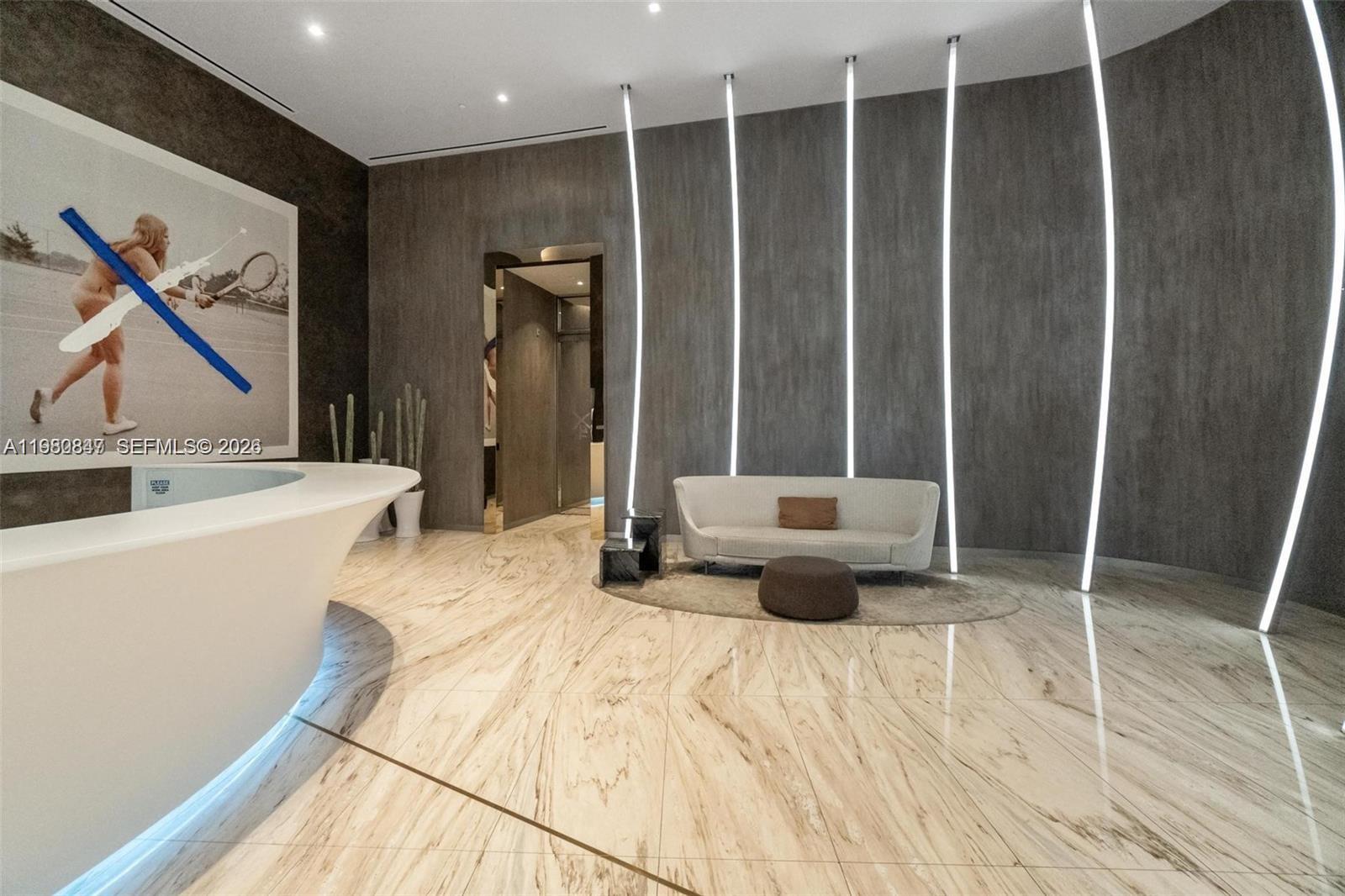 1000 Brickell Plz #3310