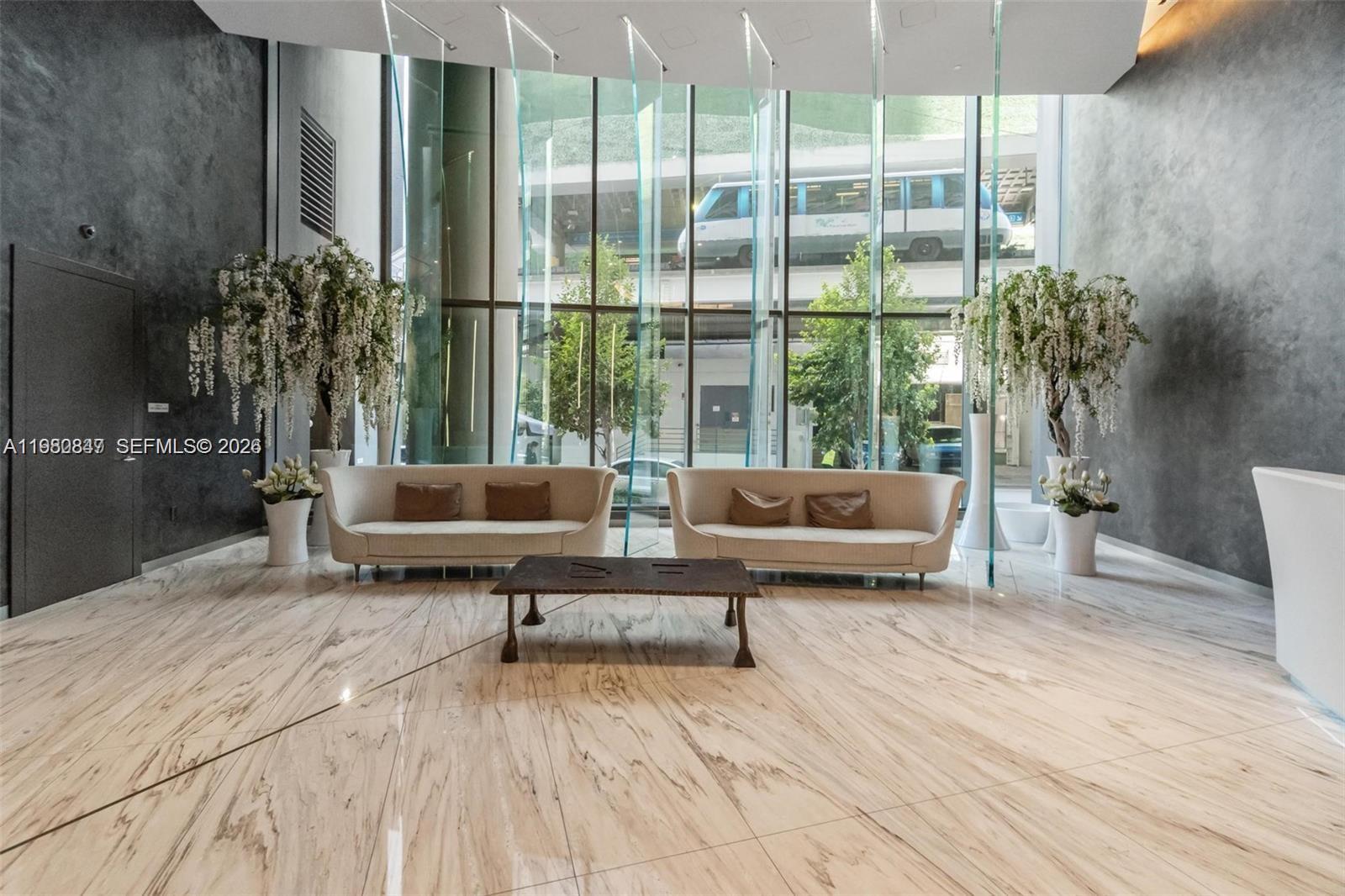 1000 Brickell Plz #3310 Miami, FL 33131