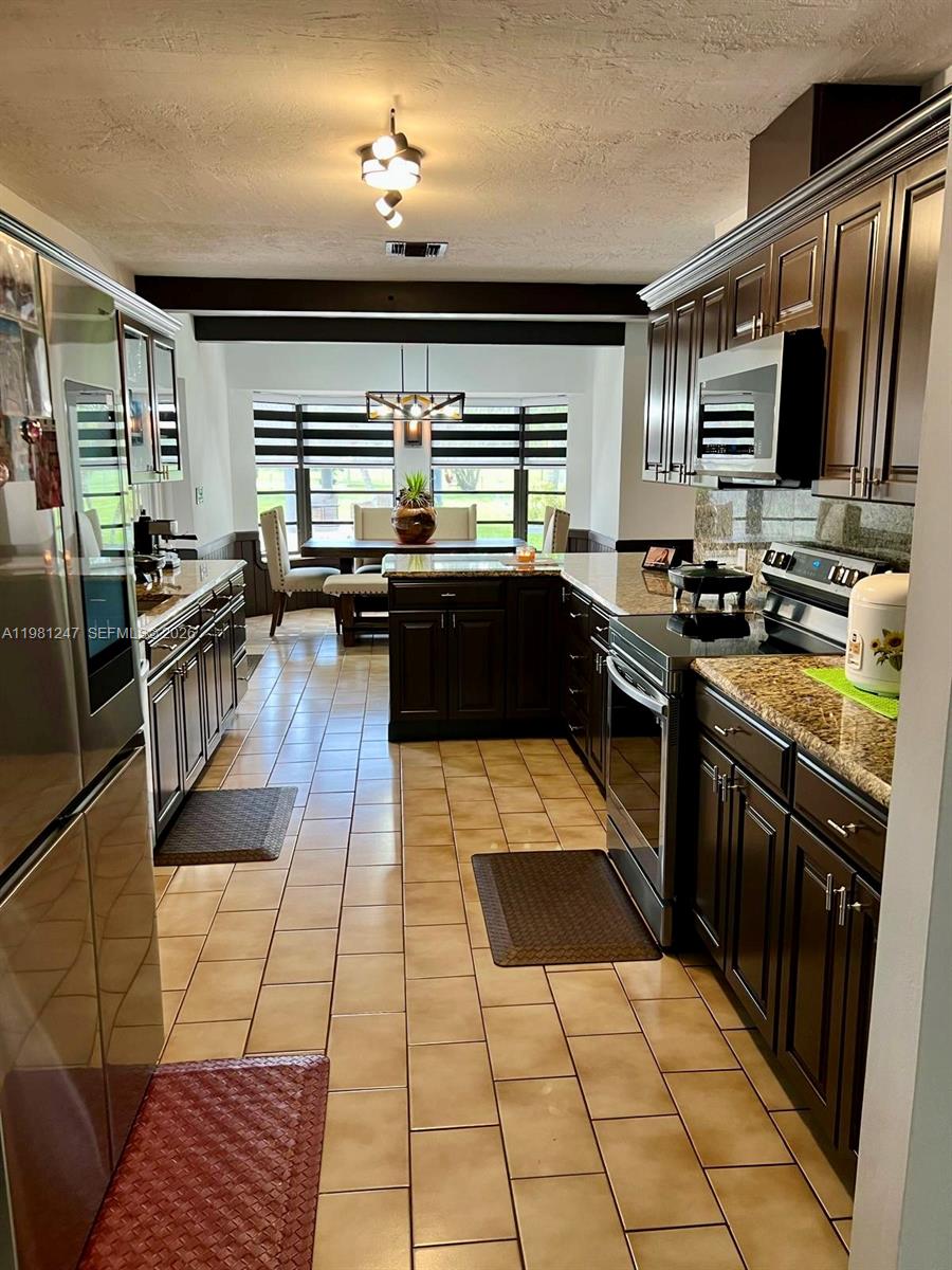 17100 SW 274th St Homestead, FL 33031