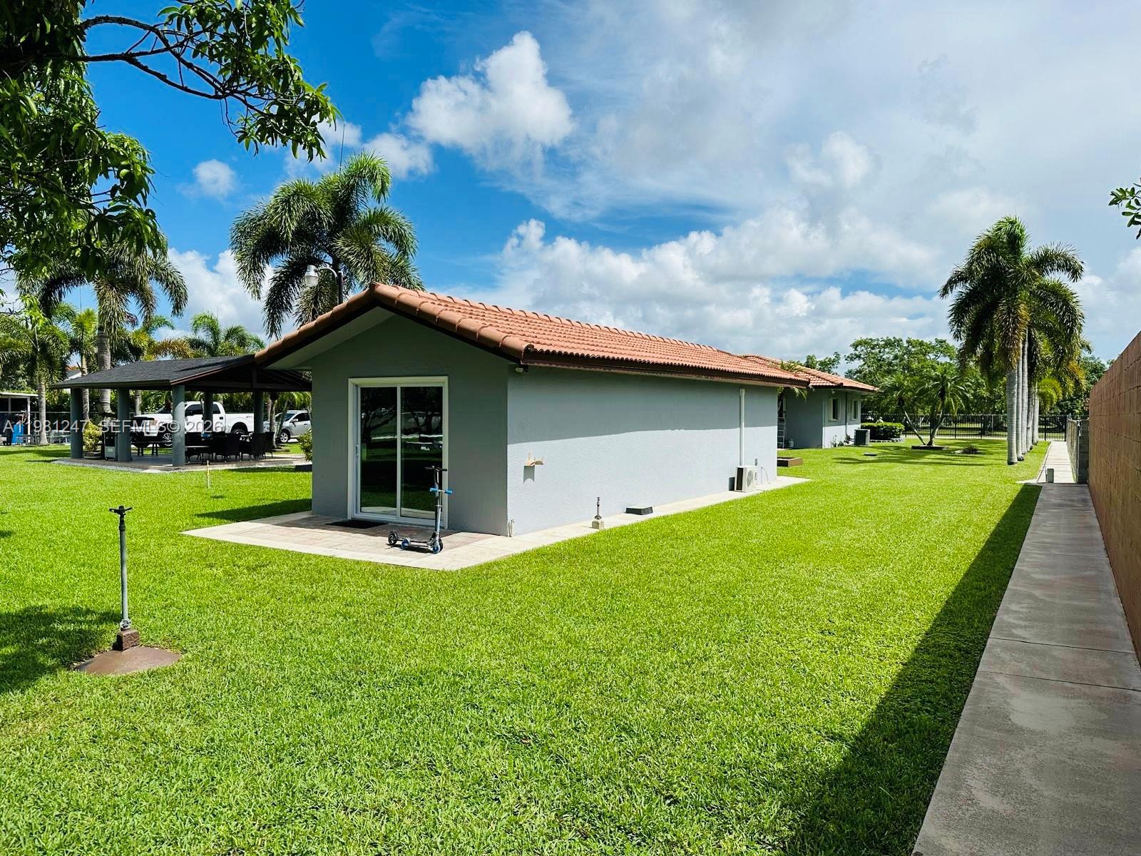 17100 SW 274th St Homestead, FL 33031