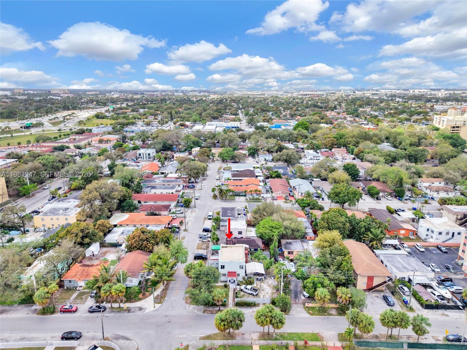 2415 NW 15th St Miami, FL 33125