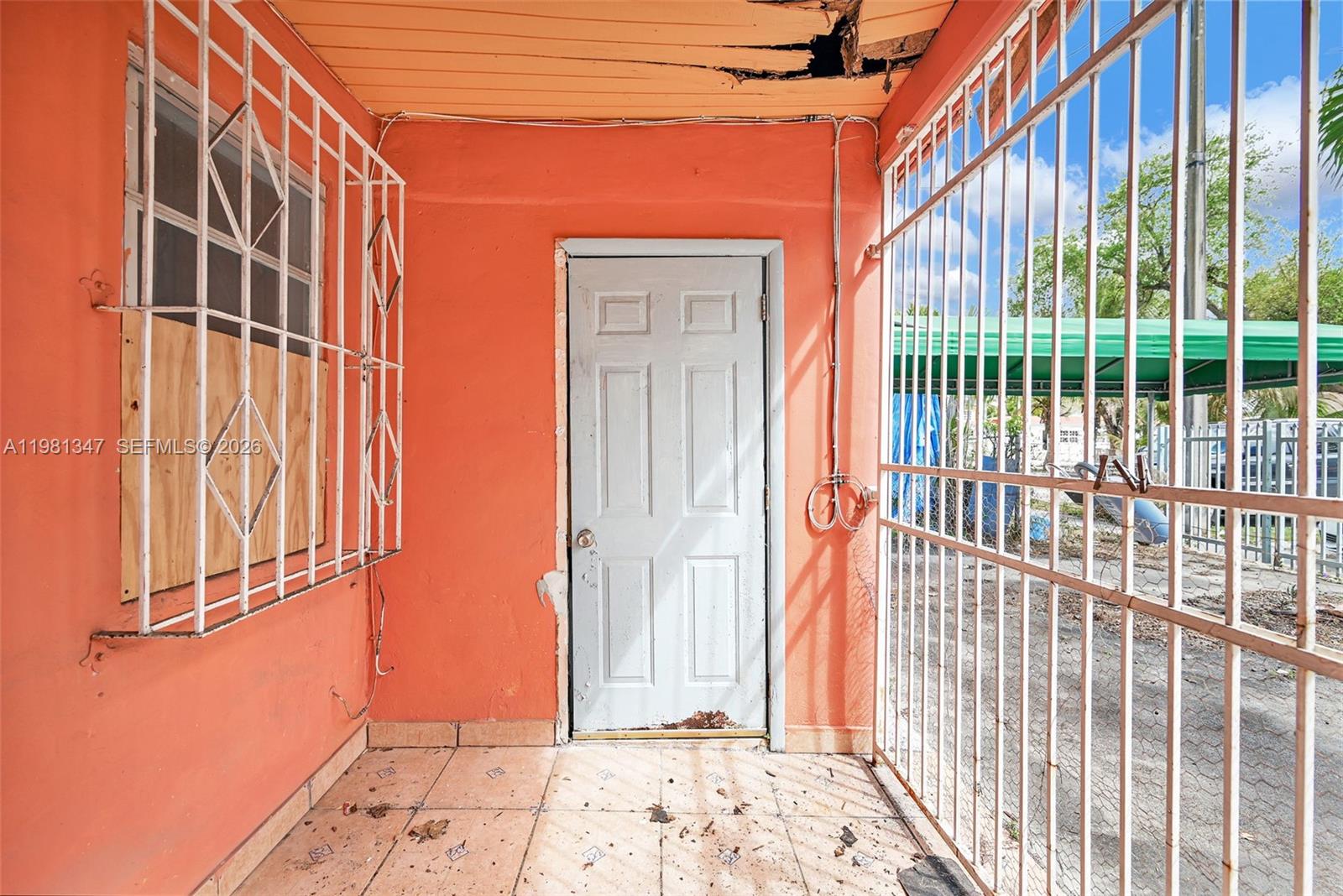 2415 NW 15th St Miami, FL 33125