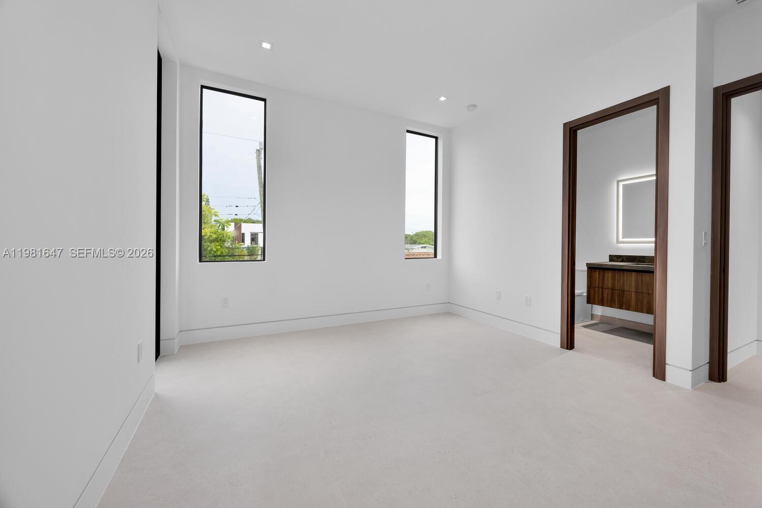 4231 SW 11th St Miami, FL 33134