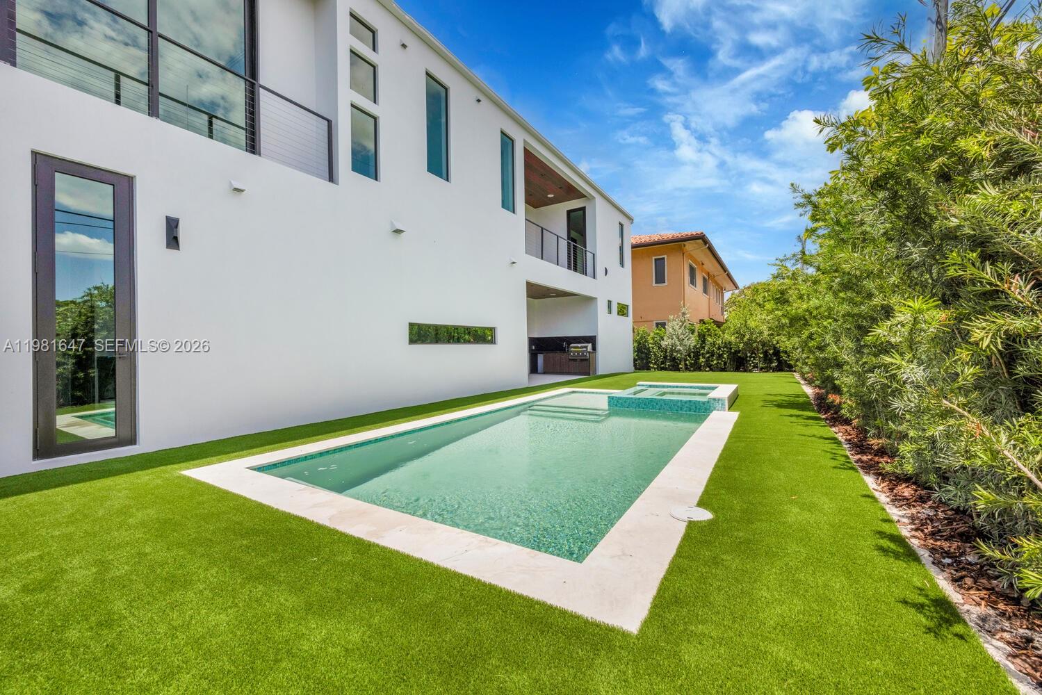 4231 SW 11th St Miami, FL 33134