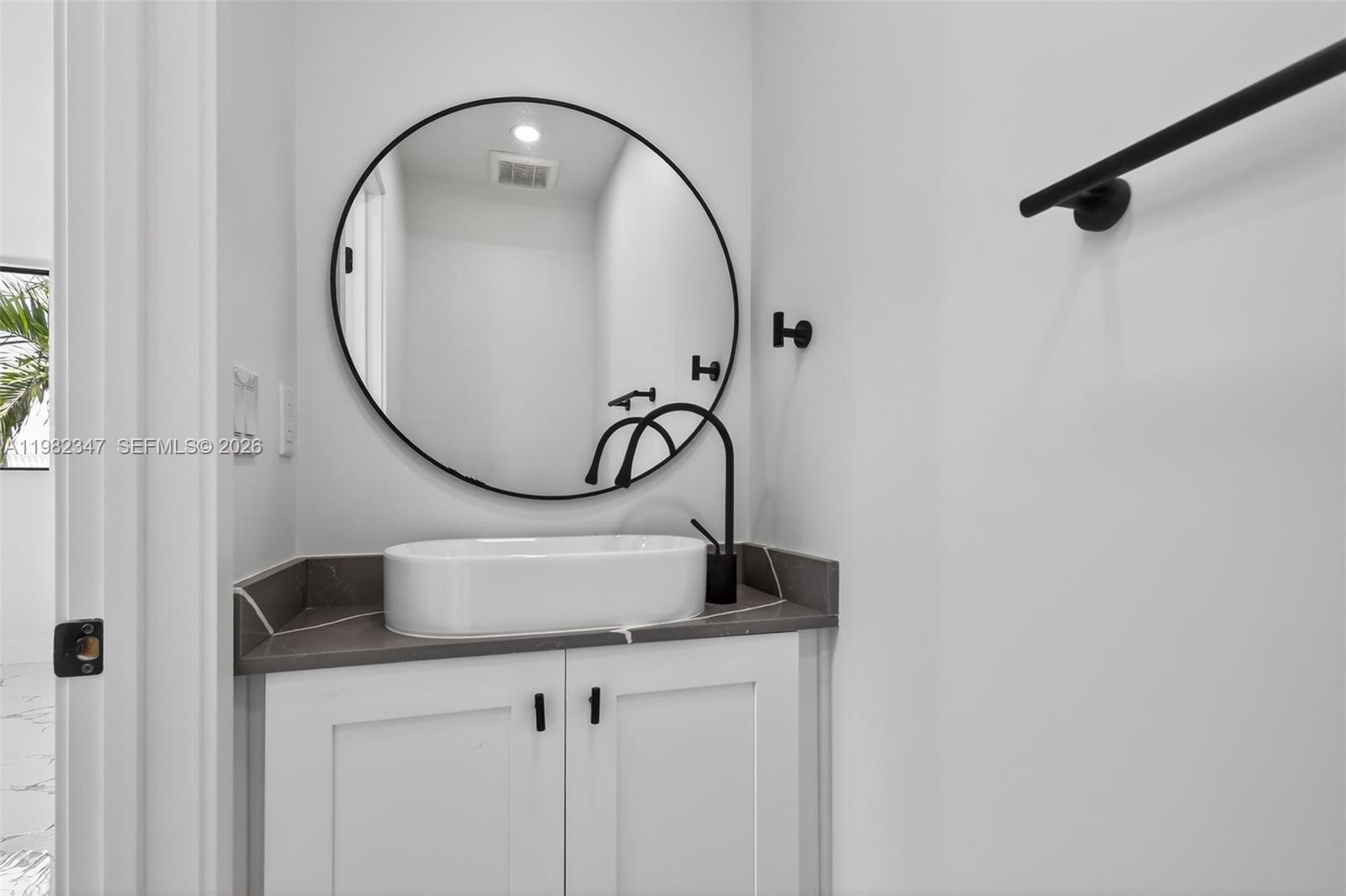 4313 NW 32nd Ave #4313 Miami, FL 33142